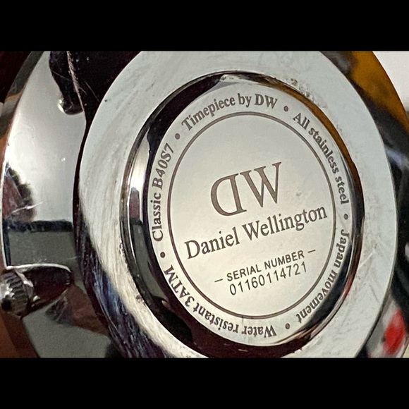 DANIEL WELLINGTON WATCH ***UNISEX*** - Picture 3 of 10